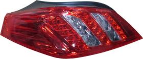 REF: 103F17401771 - PEUGEOT 508 11-*PILOTO TRAS DCH 4P LED